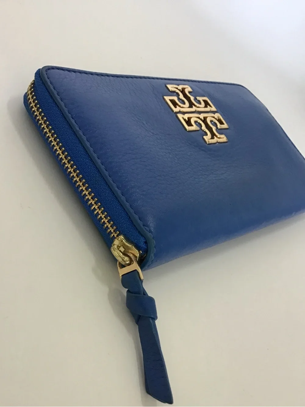 Tory Burch Electric Blue Zip-Around Leather Wallet with Gold Logo